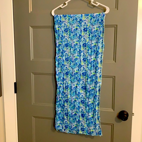 Scarf - Picture 1 of 1